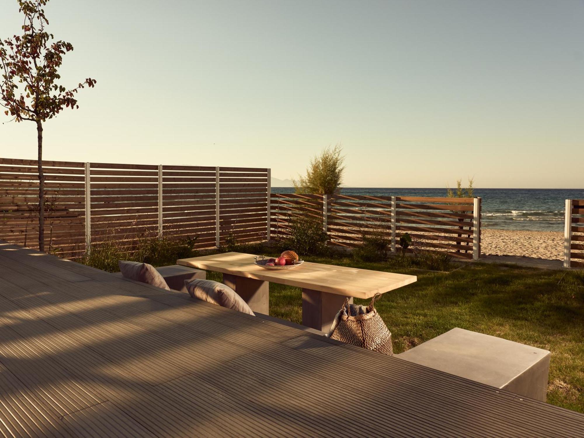 Bright Coast Superior Villa